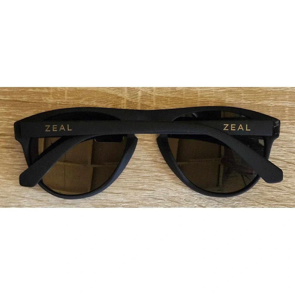 Zeal Optics 53 21